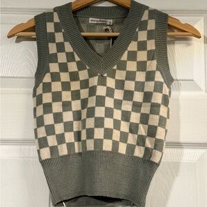 Moon & Madison Checkered Knit Top